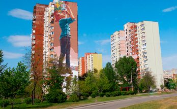 Мурал «Провидец» на улице Закревского в Киеве